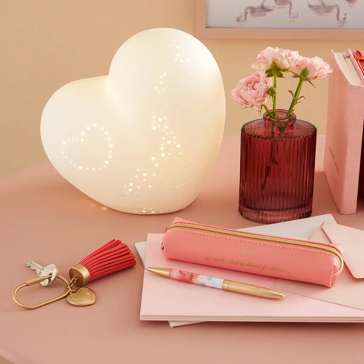 Thun - Lampada a forma di cuore in ceramica | Rohome