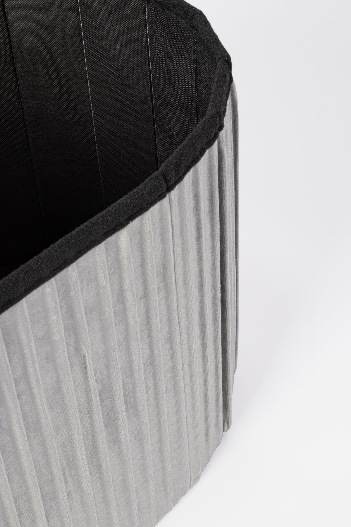 Panca contenitore pieghevole in velluto grigio | Rohome