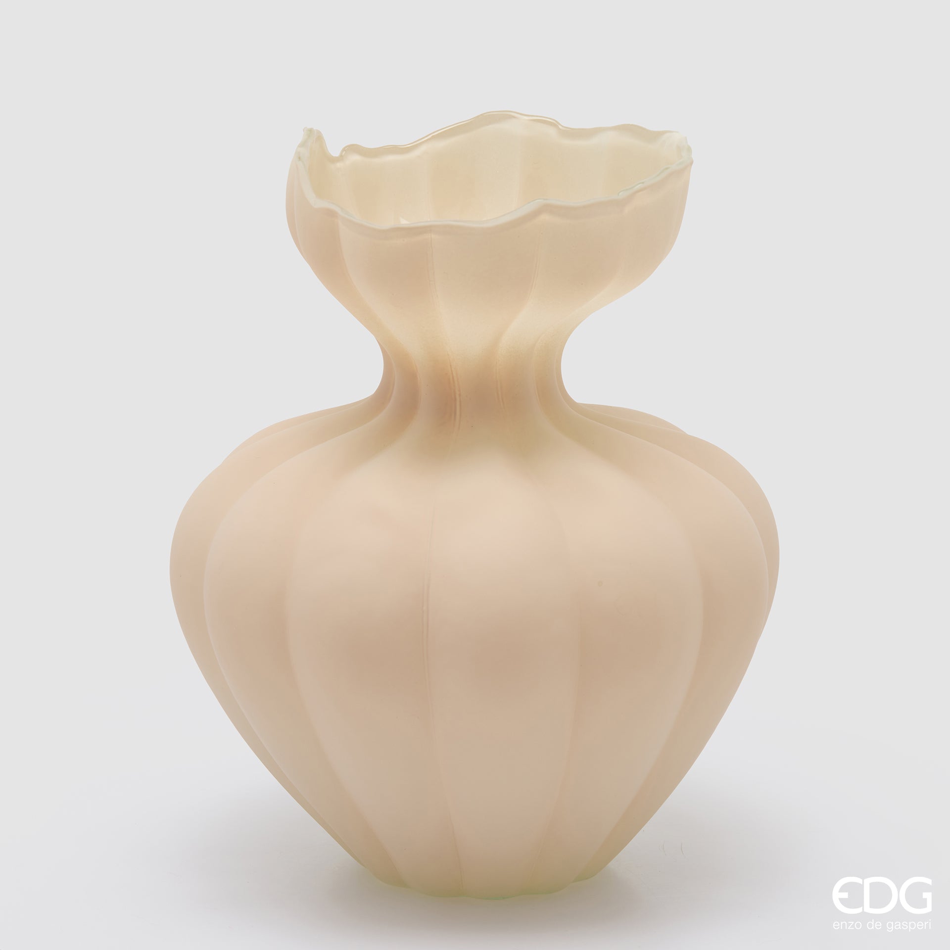 Edg - Vaso flow sinuoso in vetro beige H.32cm | Rohome