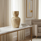 Vaso in terracotta smaltata con finitura dorata | Rohome