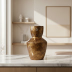Vaso in terracotta smaltata marrone con finitura dorata | Rohome