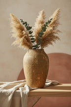 Vaso in terracotta glitter con finitura dorata | Rohome