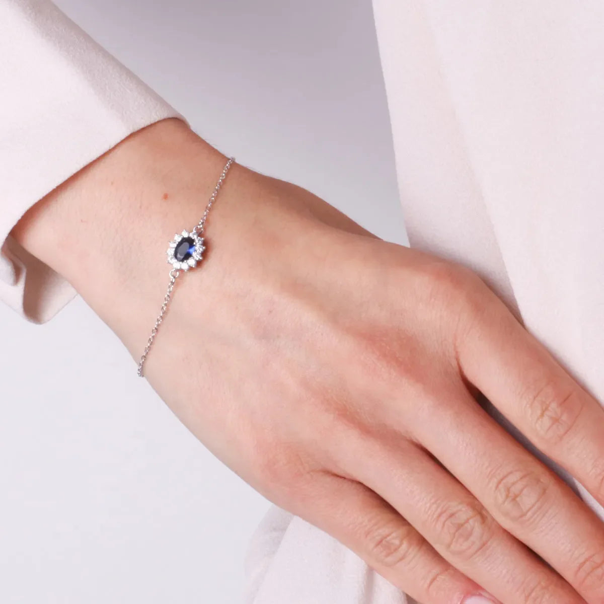 Bracciale in argento con zircone grande blu | Rohome