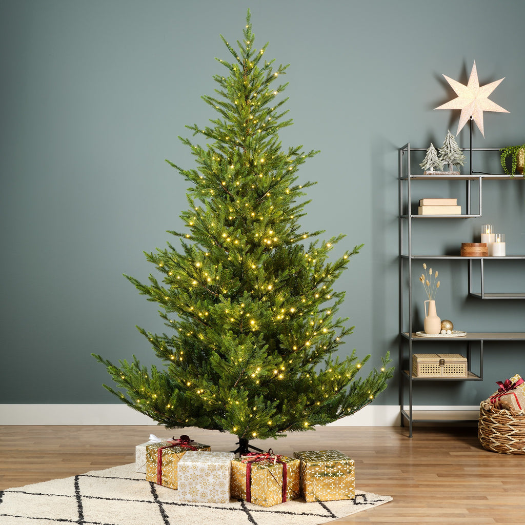 Albero di nalate Norway spruce h.210 con 900 led | rohome