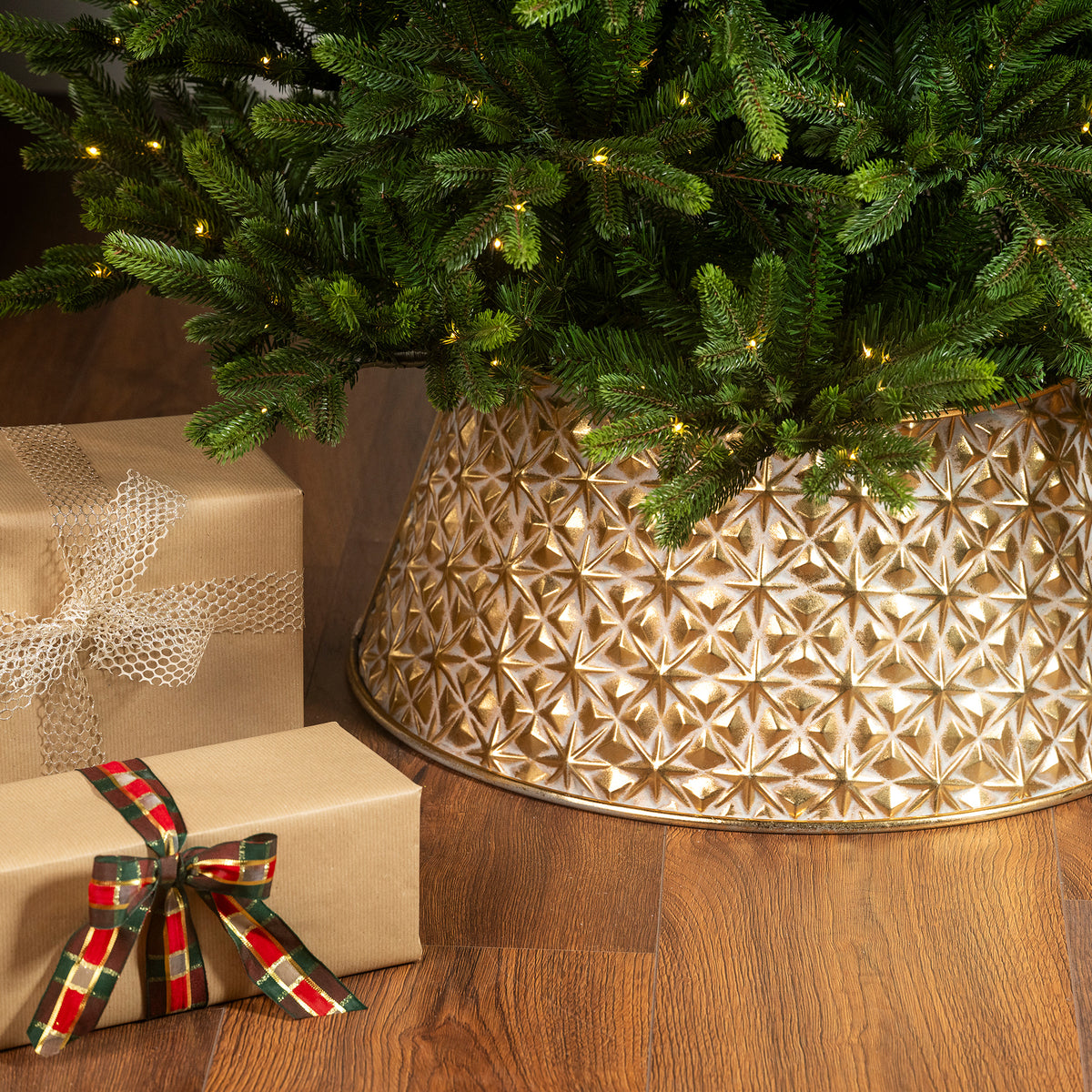 Copri base albero di natale in metallo oro antico | Rohome