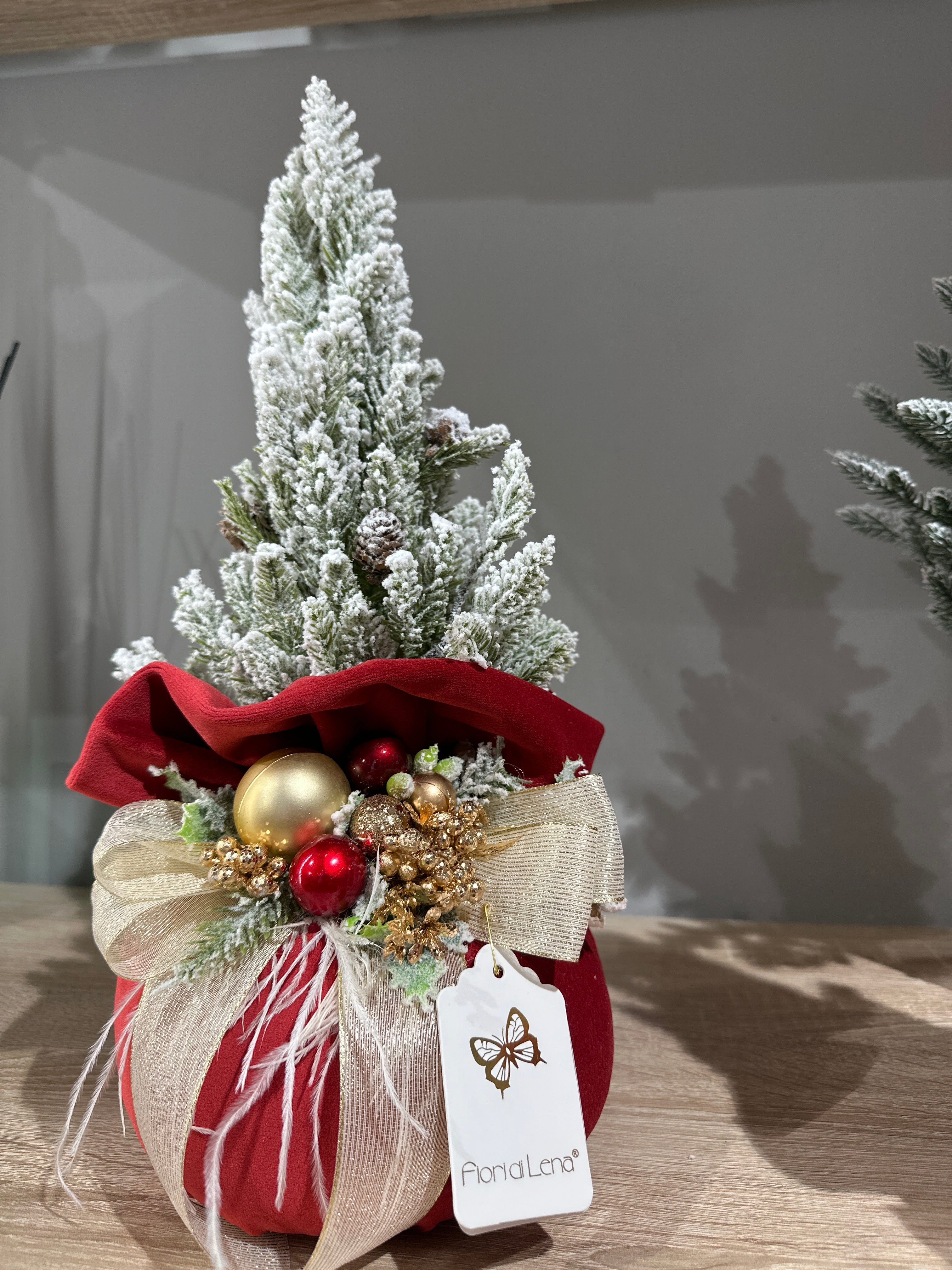 Fiori di Lena - Alberello natalizio profumato con base in velluto bordeaux | Rohome