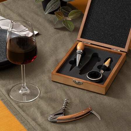 Scatola set vino sommelier 4 pz in bottiglia | Rohome