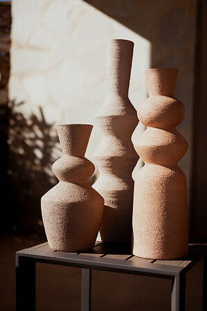 Vaso in ceramica colore beige totem | Rohome