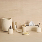 Dispenser di sapone colore beige pietra e colore legno | Rohome