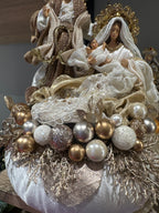 Fiori di Lena - Natività con base in velluto beige | Rohome