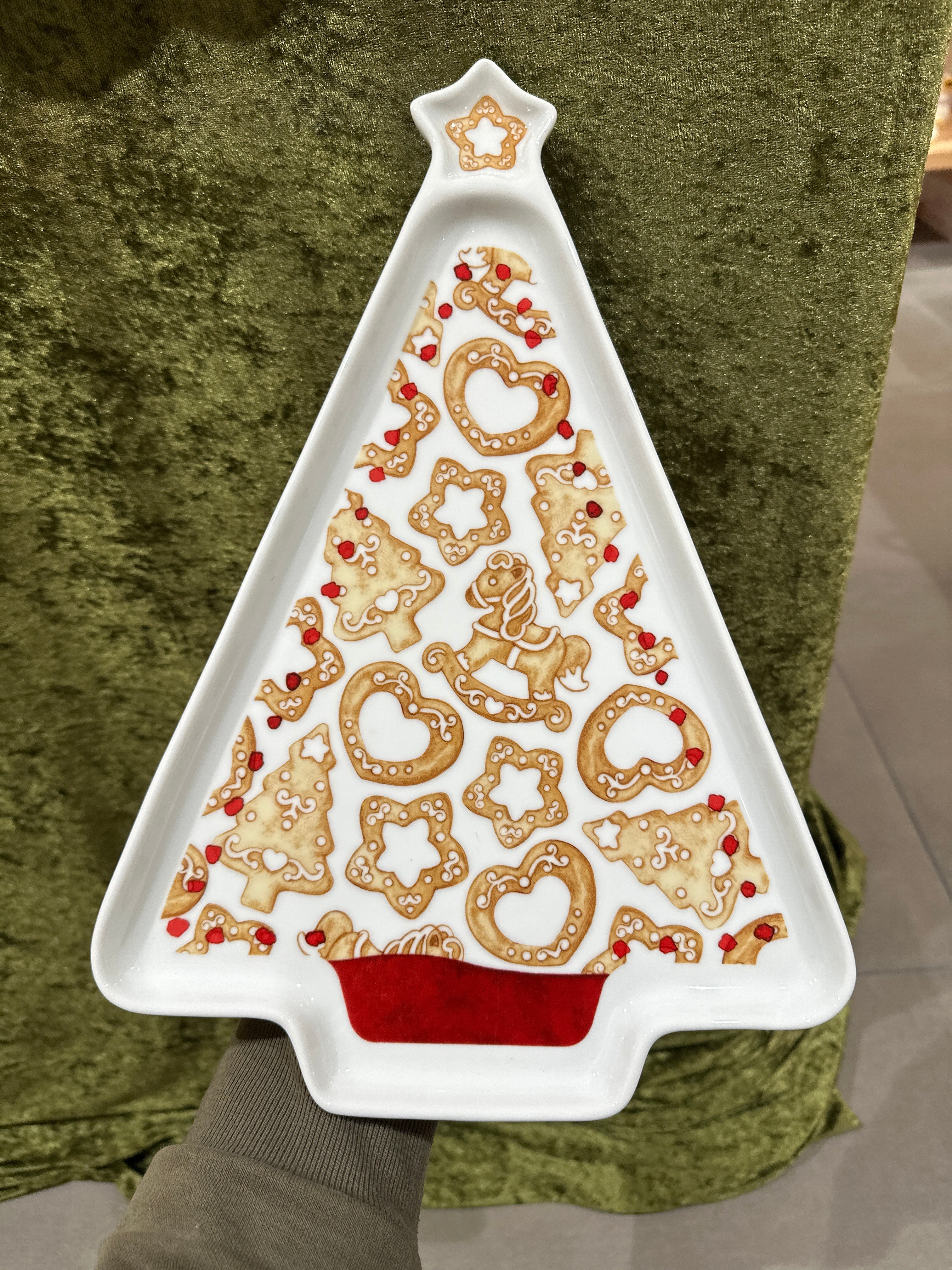 Thun - Piatto a forma di albero di Natale  linea Thunland | Rohome