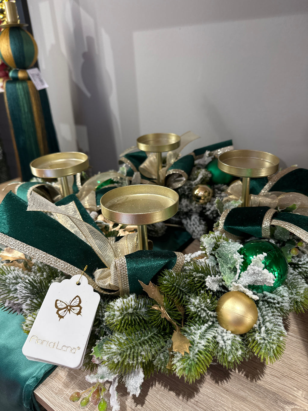 Fiori di Lena - Candeliere 4 fiamme natalizio verde 40x16cm | Rohome