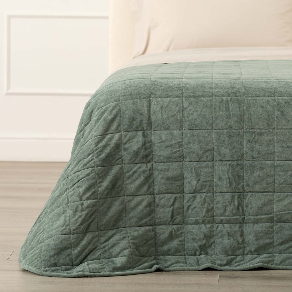 Coperta trapuntata in ciniglia effetto montone | Rohome