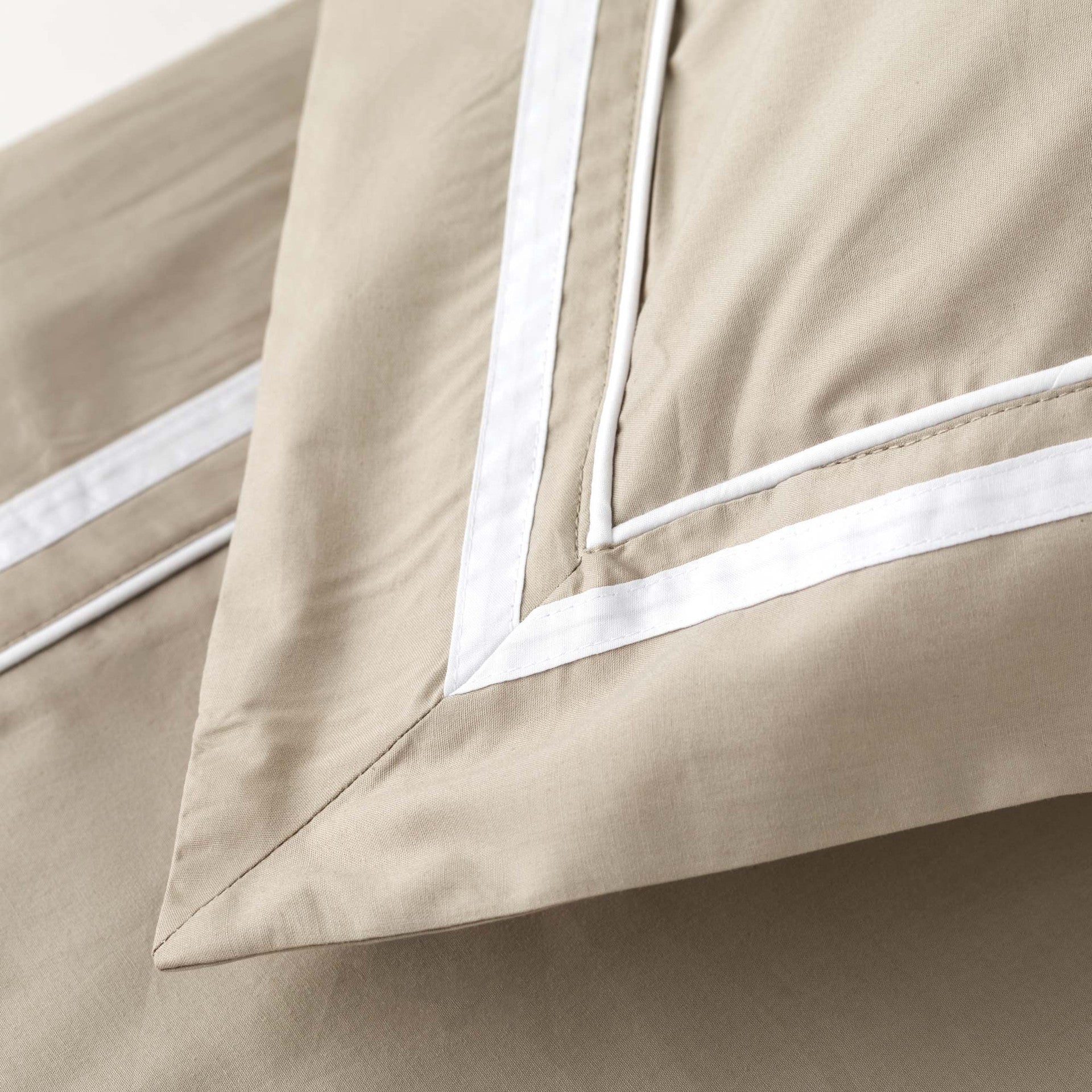 Completo letto in cotone Percalle Mirage tortora | Rohome