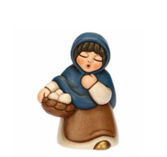 Thun - Donna con cesto uova blu Presepe | Rohome