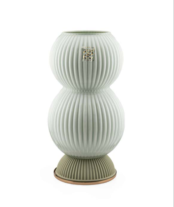 Vaso piccolo in vetro verde acqua con base in ceramica h.20cm | Rohome