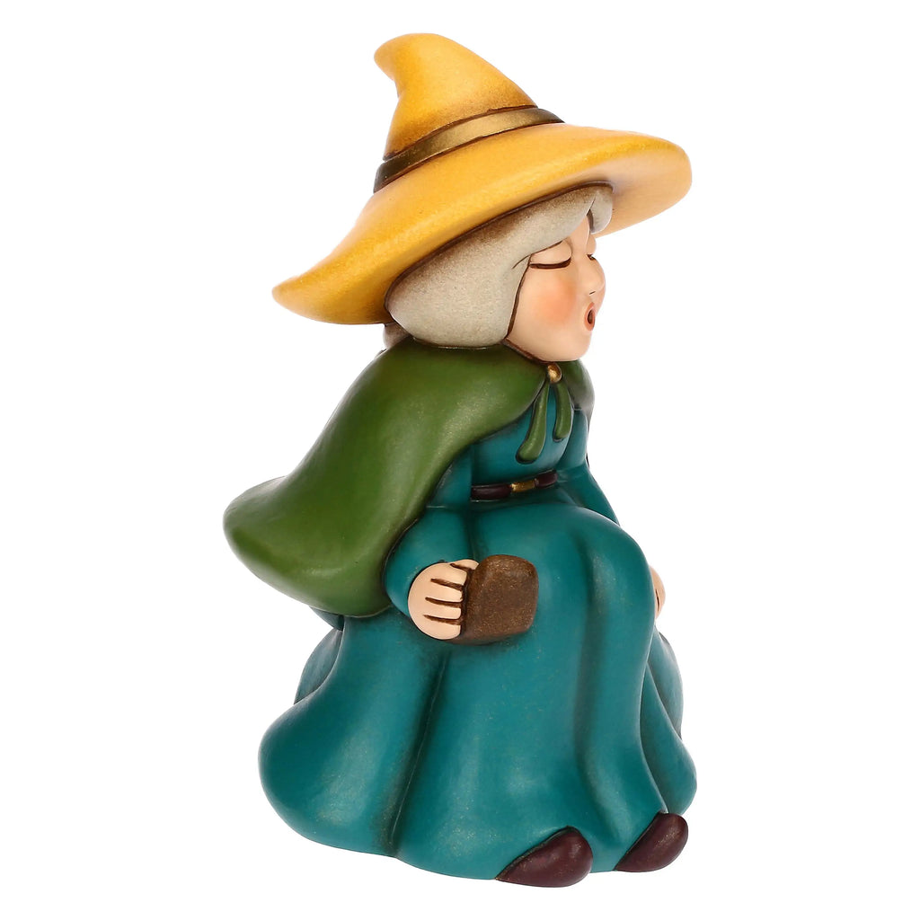 Thun - Befana Berta con sacco dei regali, media | Rohome