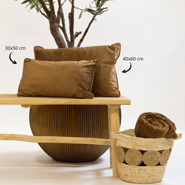 Cuscino arredo in velluto 30x50cm marrone tabacco | Rohome