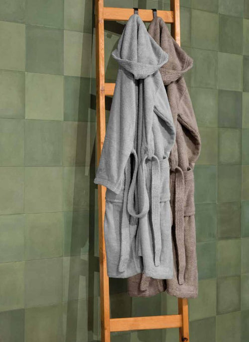Accappatoio in spugna con cappuccio Malva M | Rohome | Rohome