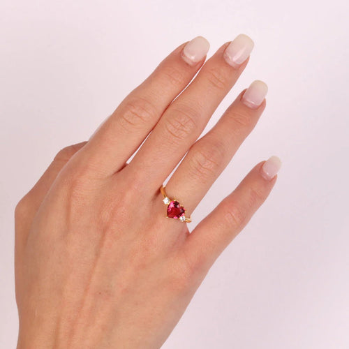 Anello in Argento con zirconi e cuore centrale rosso | Rohome | Rohome