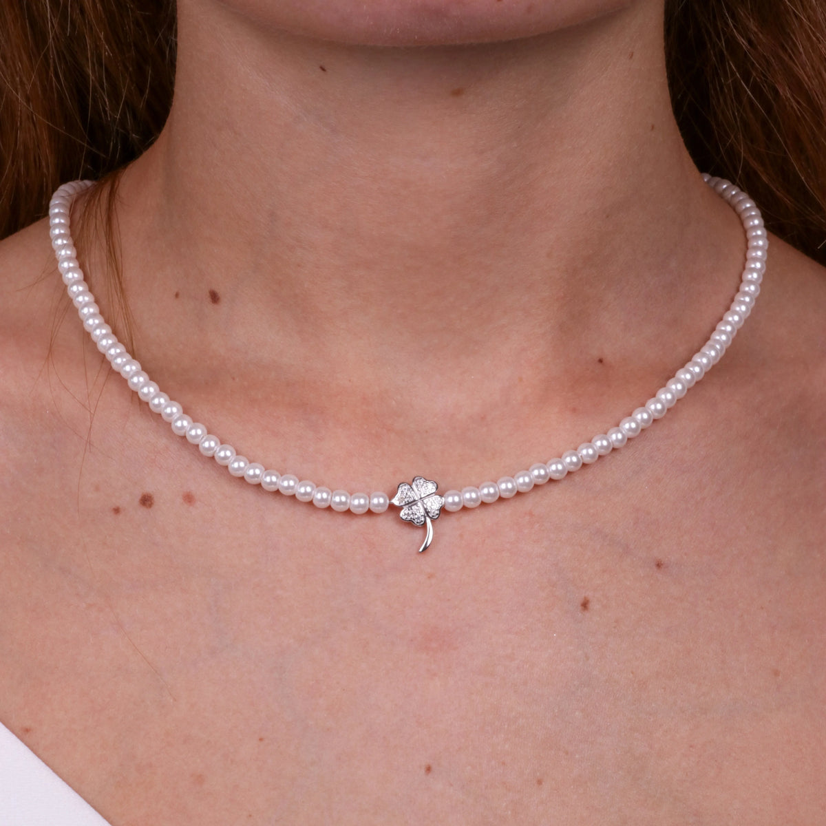 Collana in Argento con perle e ciondolo quadrifoglio | Rohome
