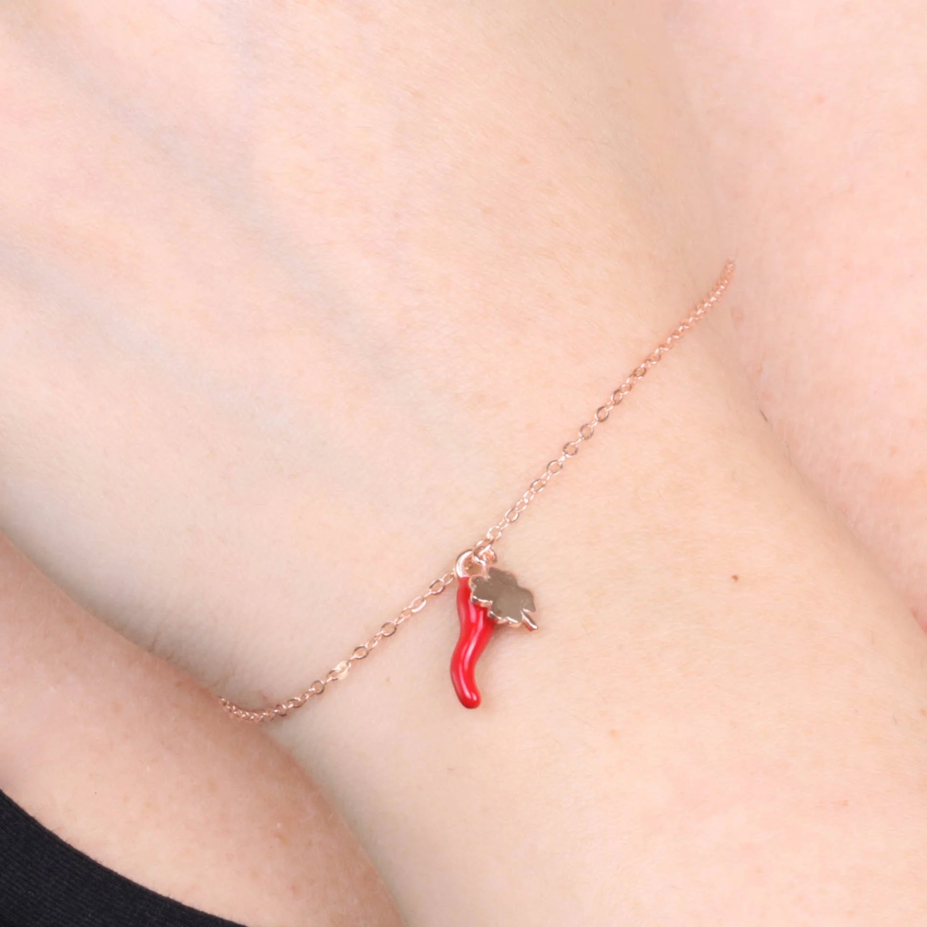 Bracciale in argento ed oro con ciondolo corno portafortuna | Rohome