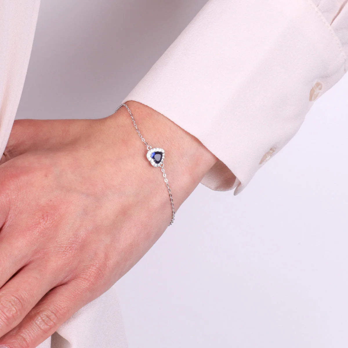 Bracciale in argento con zircone e cuore blu | Rohome