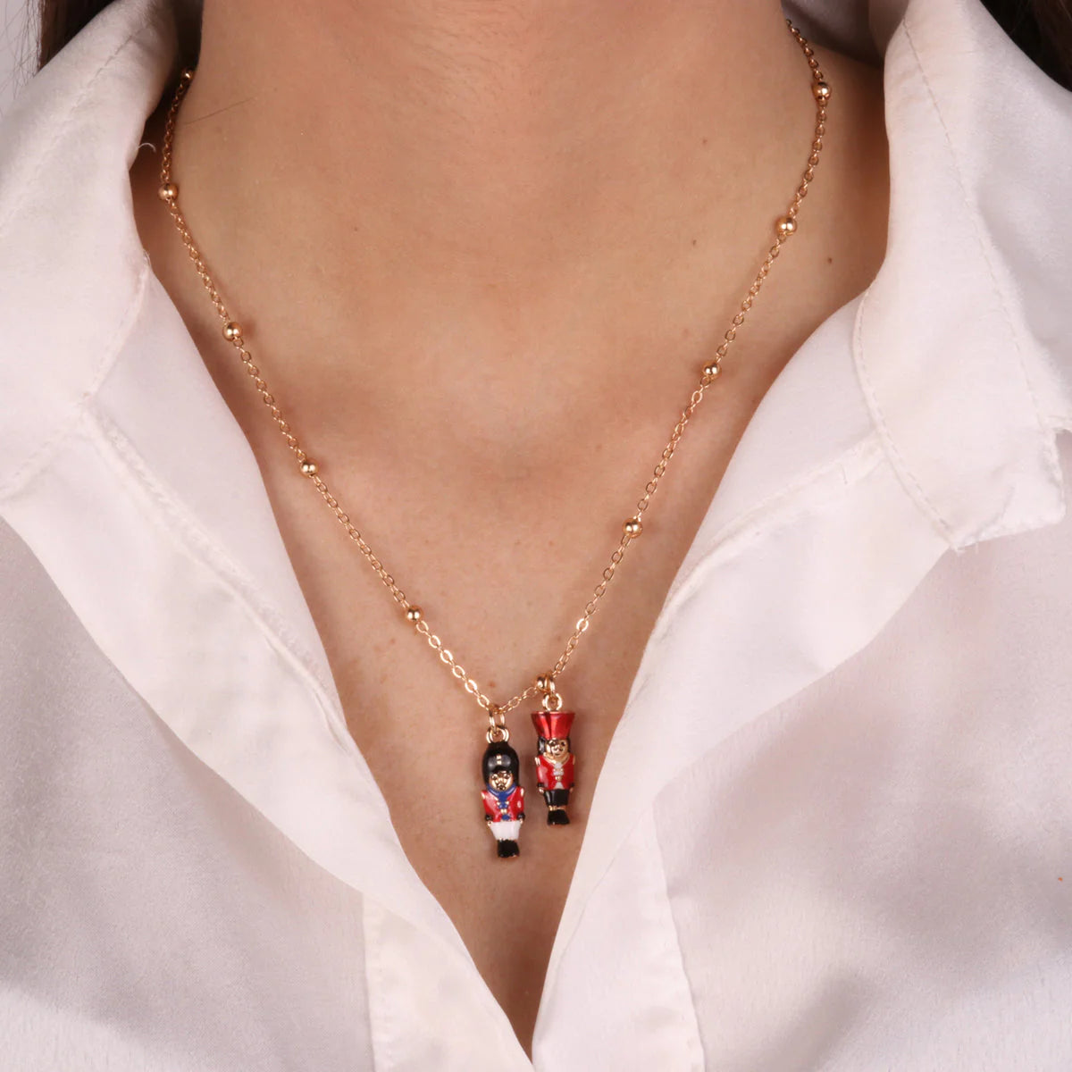 Collana in Metallo con schiaccianoci pendenti | Rohome