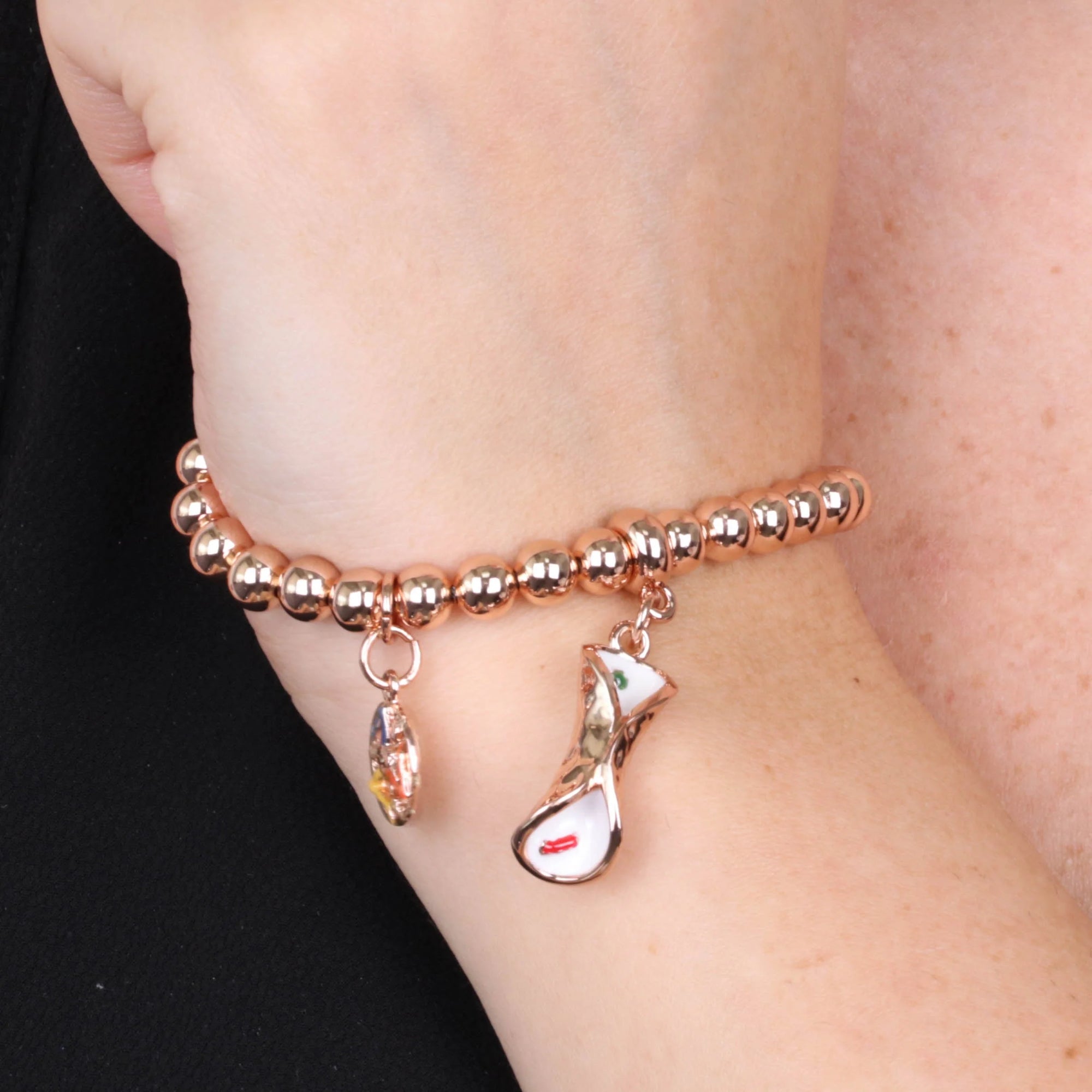 Bracciale in Metallo oro con charm cannolo siciliano | Rohome