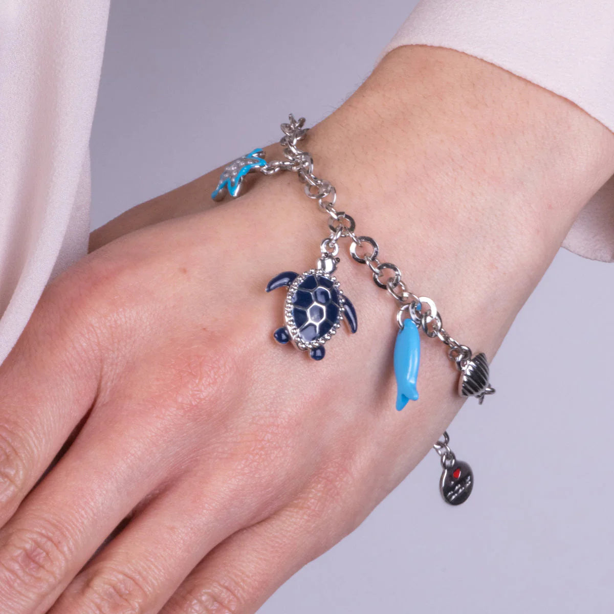 Bracciale in Metallo con pendenti tartaruga | Rohome