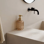 Dispenser di sapone colore ambra in vetro | Rohome