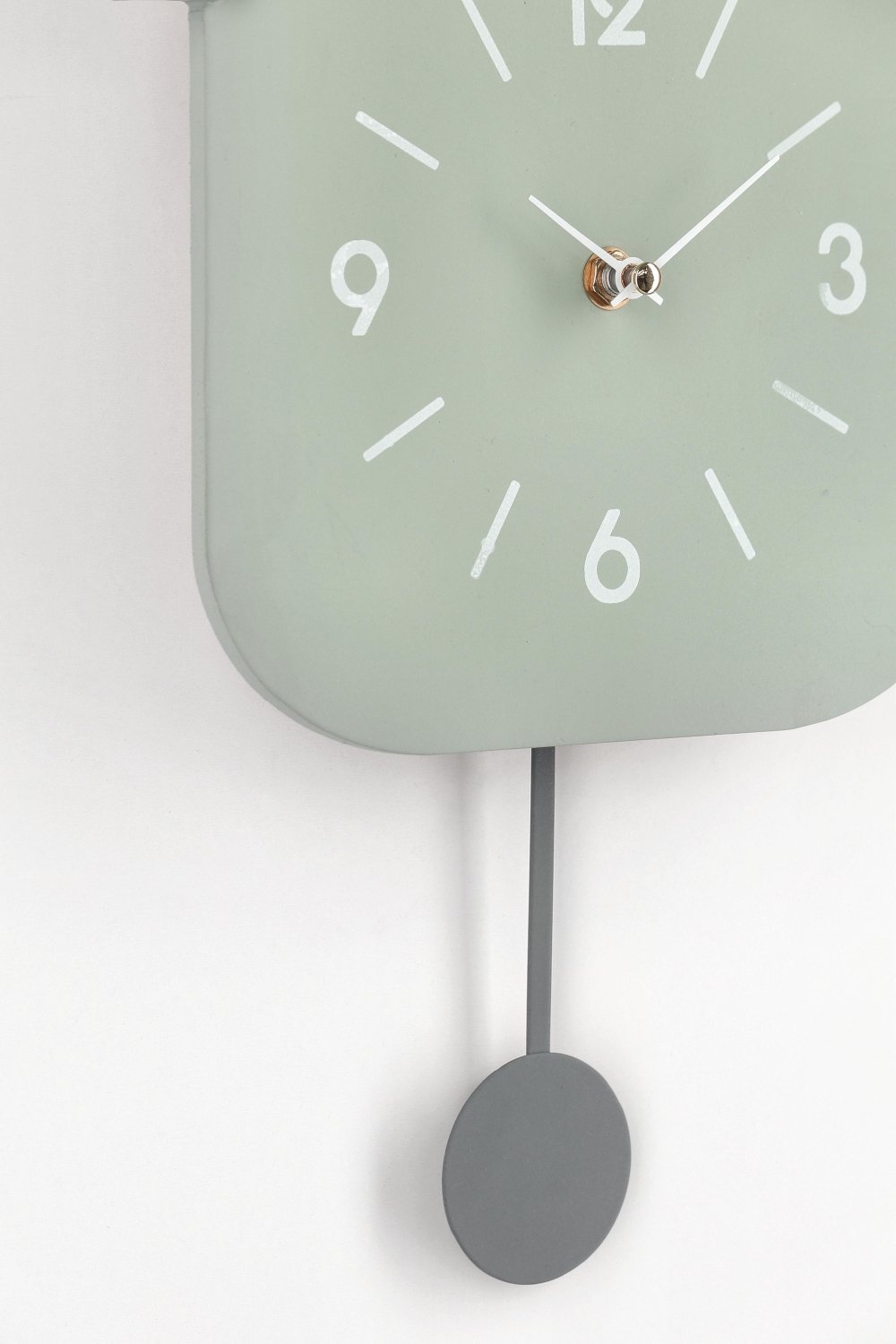 Orologio a pendolo verde salvia h.37.5cm | rohome | Rohome