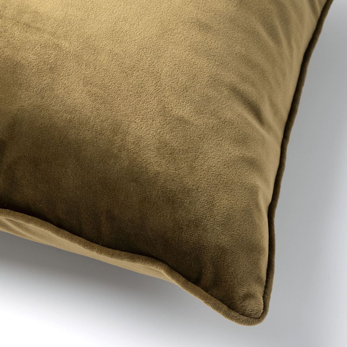 Cuscino arredo in velluto 45x45cm Verde militare | Rohome
