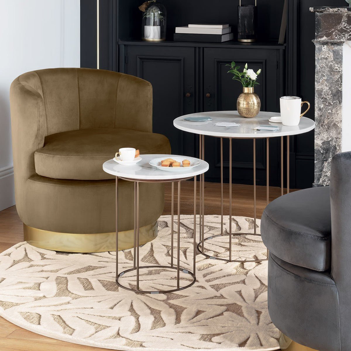 Tavolino in metallo con ripiano in marmo | Rohome | Rohome