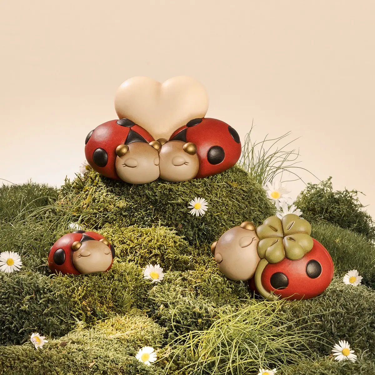 Thun - Coccinelle Ella media con quadrifoglio in ceramica | Rohome | Rohome