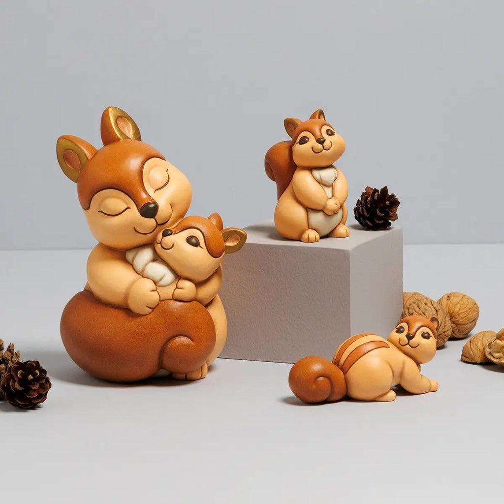 Thun - Scoiattolo Diva in piedi piccolo in ceramica | Rohome | Rohome