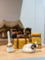 Thun - Scopa limited edition in ceramica Presepe | rohome | Rohome