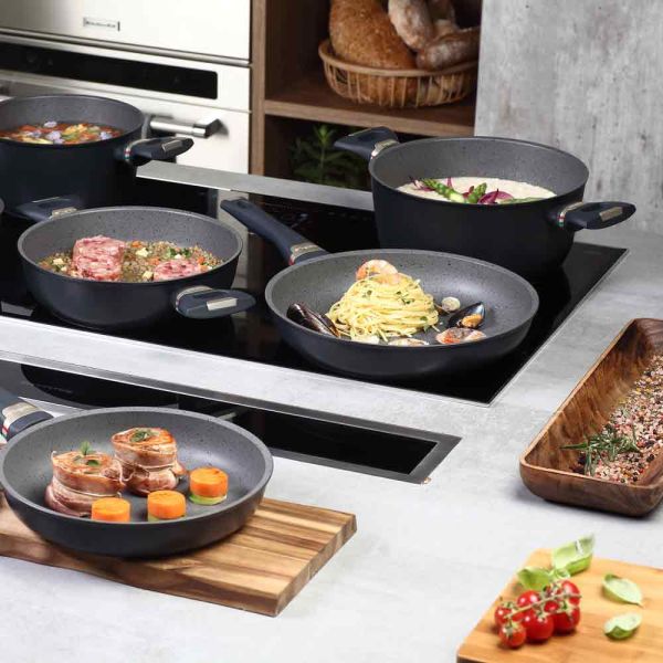 Tognana - Pentola 2 manici d.26 cm Alluminio Nero | Rohome | Rohome