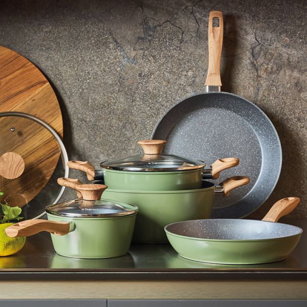 Tognana - Batteria di pentole e padelle 8 pezzi Alluminio Verde | Rohome