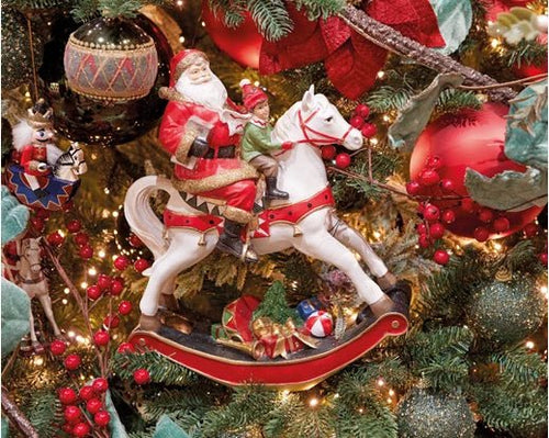 Babbo natale su cavallo a dondolo | rohome | Rohome